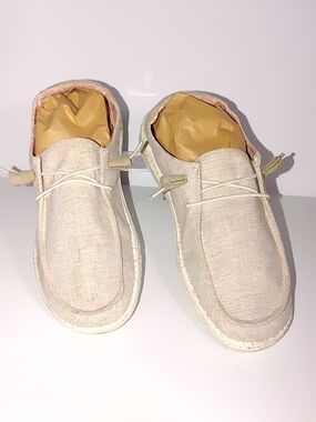 Hey Dude Womens Size 10 Wendy Chambray White Nut Walking Casual Minimalist Shoe